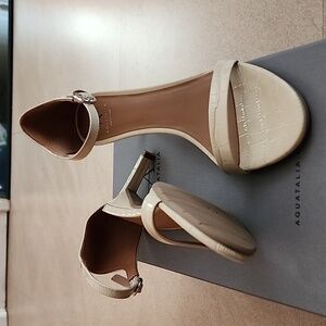 Aquatalia Cream Croco Leather Sandals size 6 NWT Box and Dust Bag